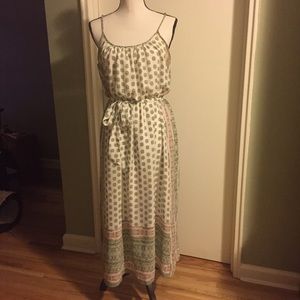 PRICE DROPPED! GAP Strappy Dress. Only Worn Once!